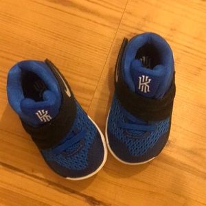 Nike Kyrie Irving Sneakers